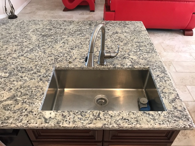 Santa Cecilia Light Granite Kitchen Countertop Remodel In